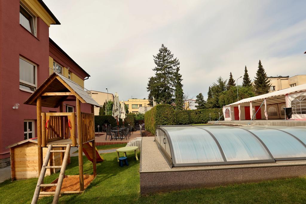 Pension Viola Домажлице Экстерьер фото